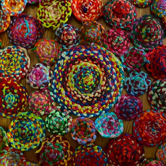 Large 47” Colorful Round Rag Rug - Good Condition - Picture 2 of 11